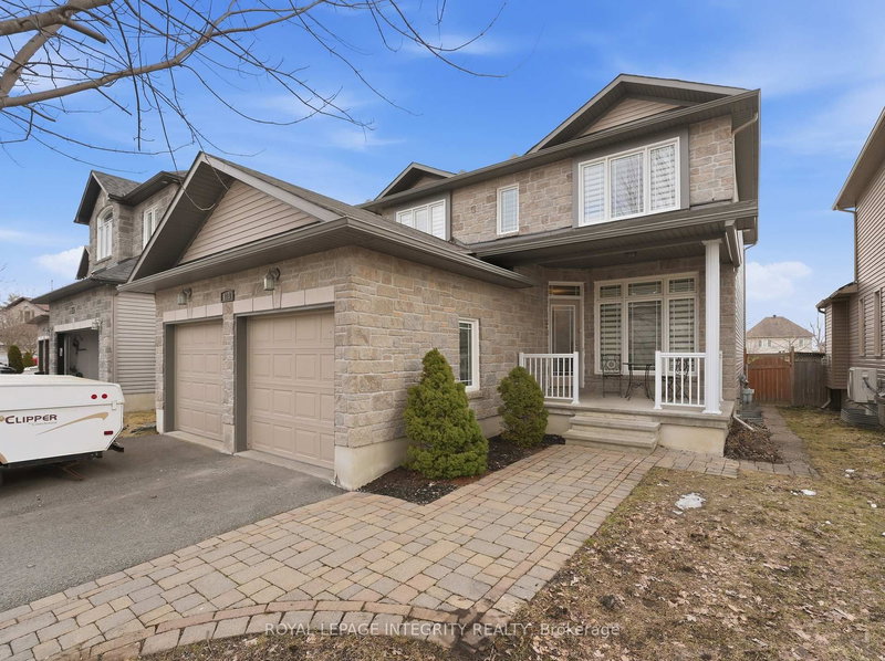 113 Thivierge Crt, Clarence-Rockland, K4K 0E7 | Image 3