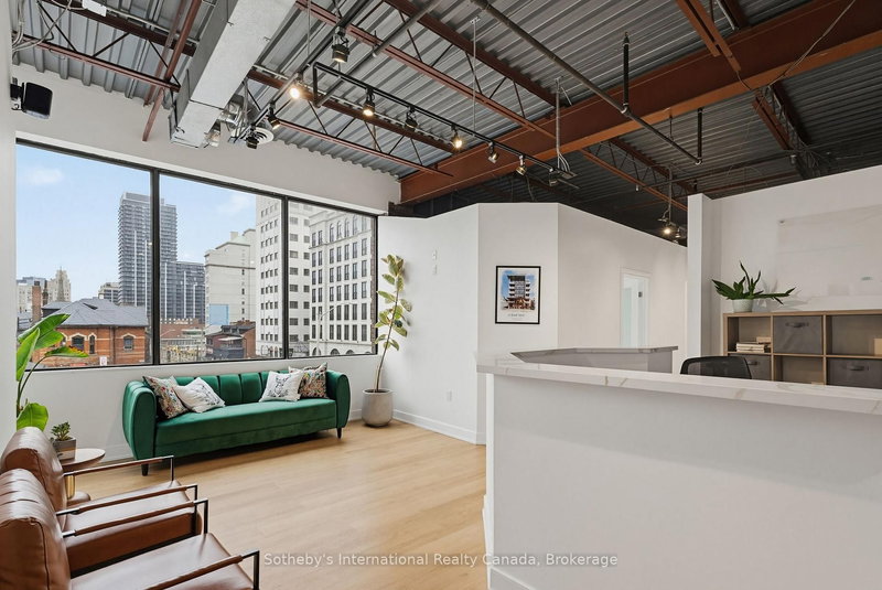 201-202 - 180 James St S, Hamilton, L8P 4V1 | Image 2