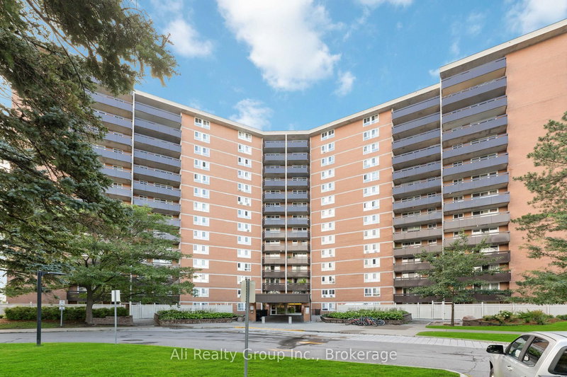 home for lease on 1218-2020 Jasmine Crescent