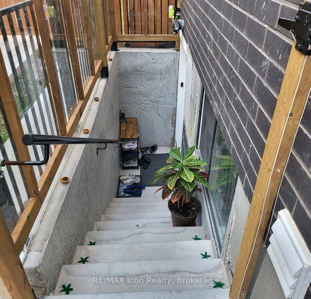 Lower Level - 82 Keating Street