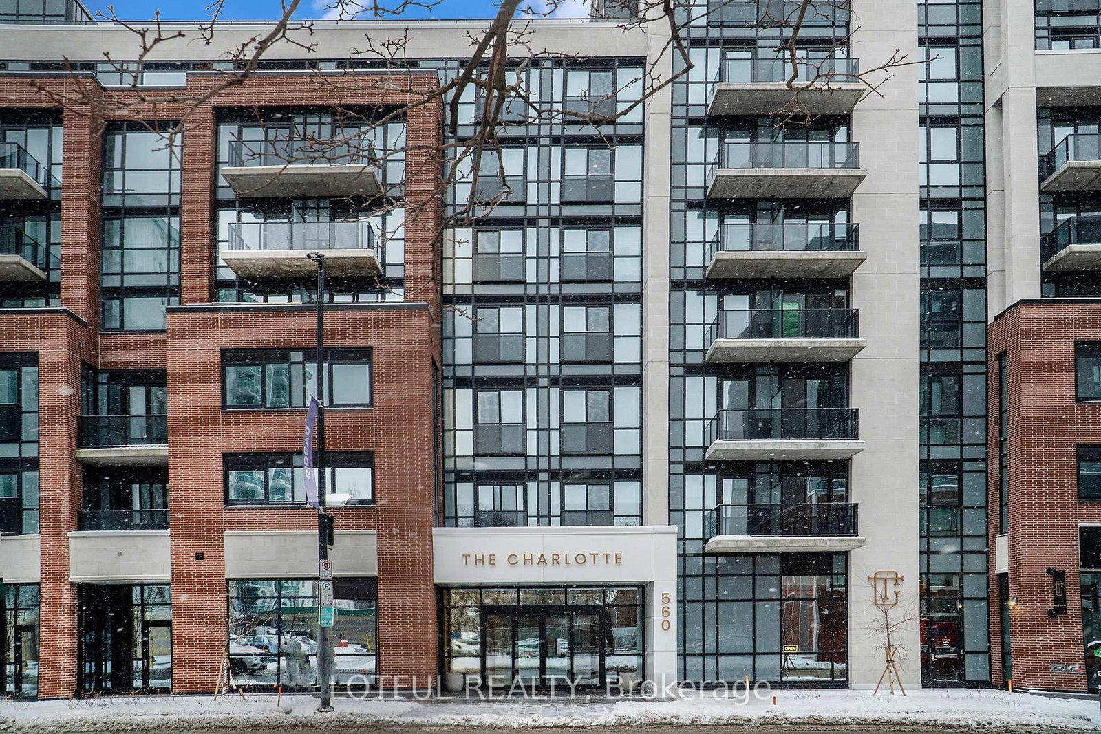 560 Rideau Street, Unit 1105 - Photo 2