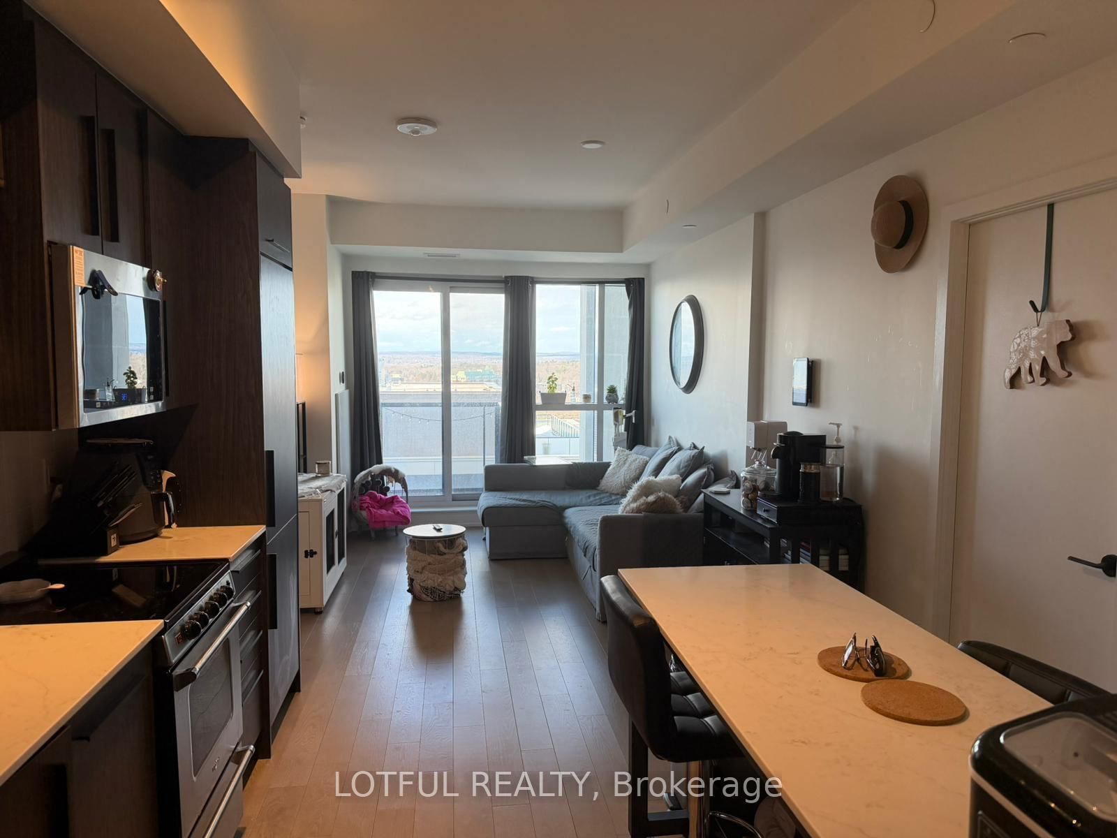 560 Rideau Street, Unit 1105 - Photo 3