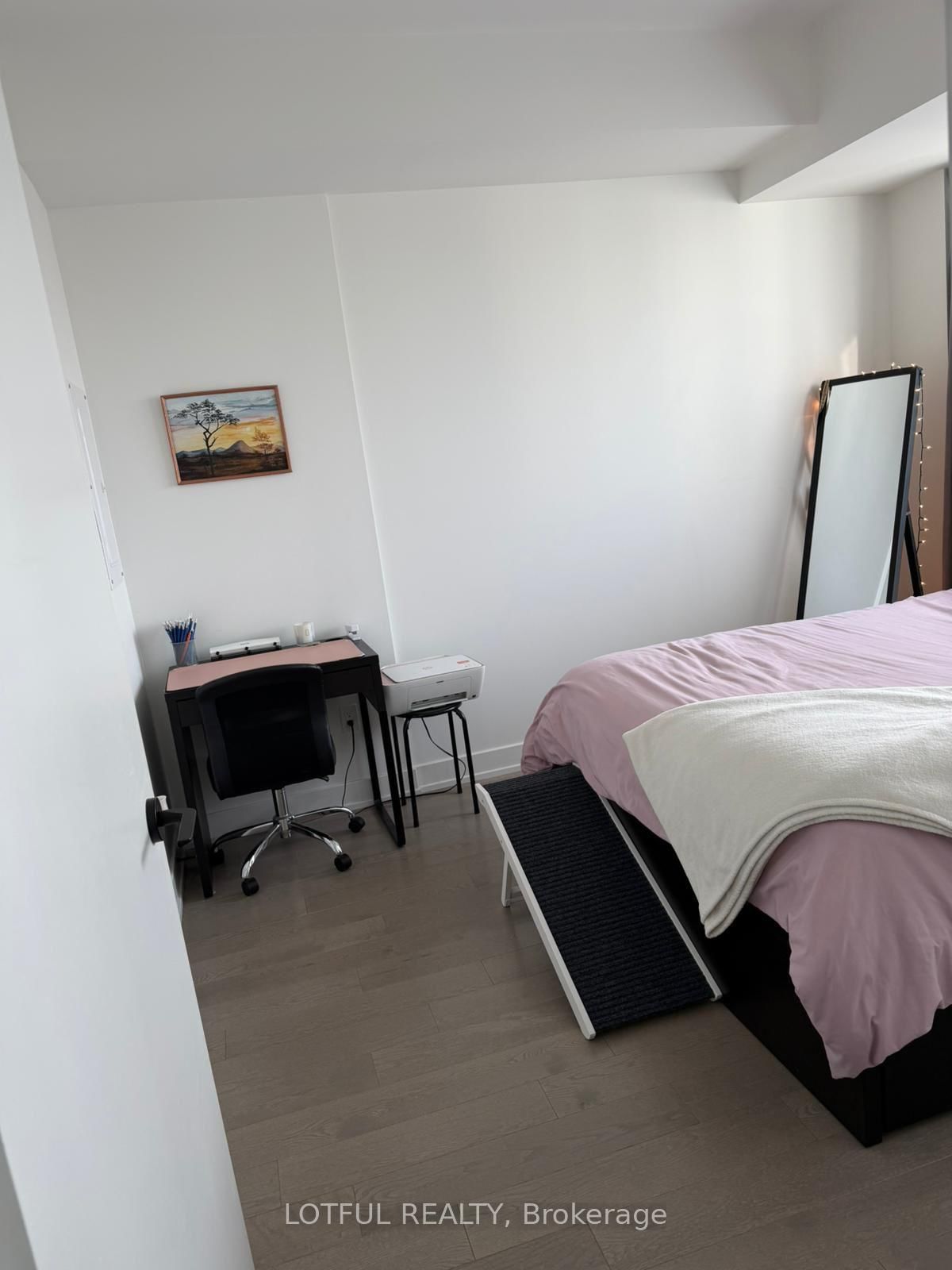 560 Rideau Street, Unit 1105 - Photo 5