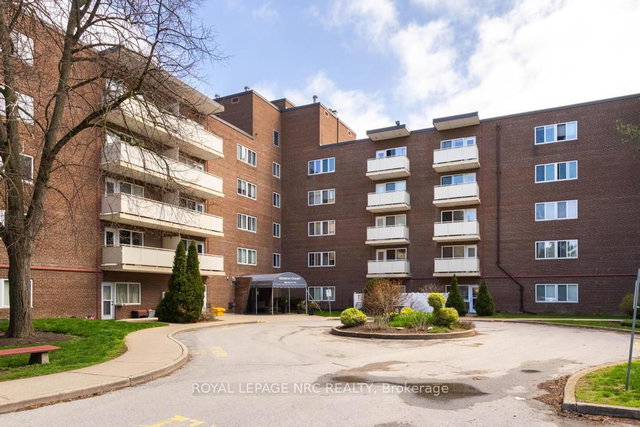 410 - 198 Scott Street