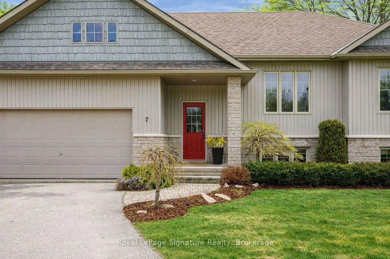 7 Grace Ave, Meaford, N4L 1E7 | Image 2