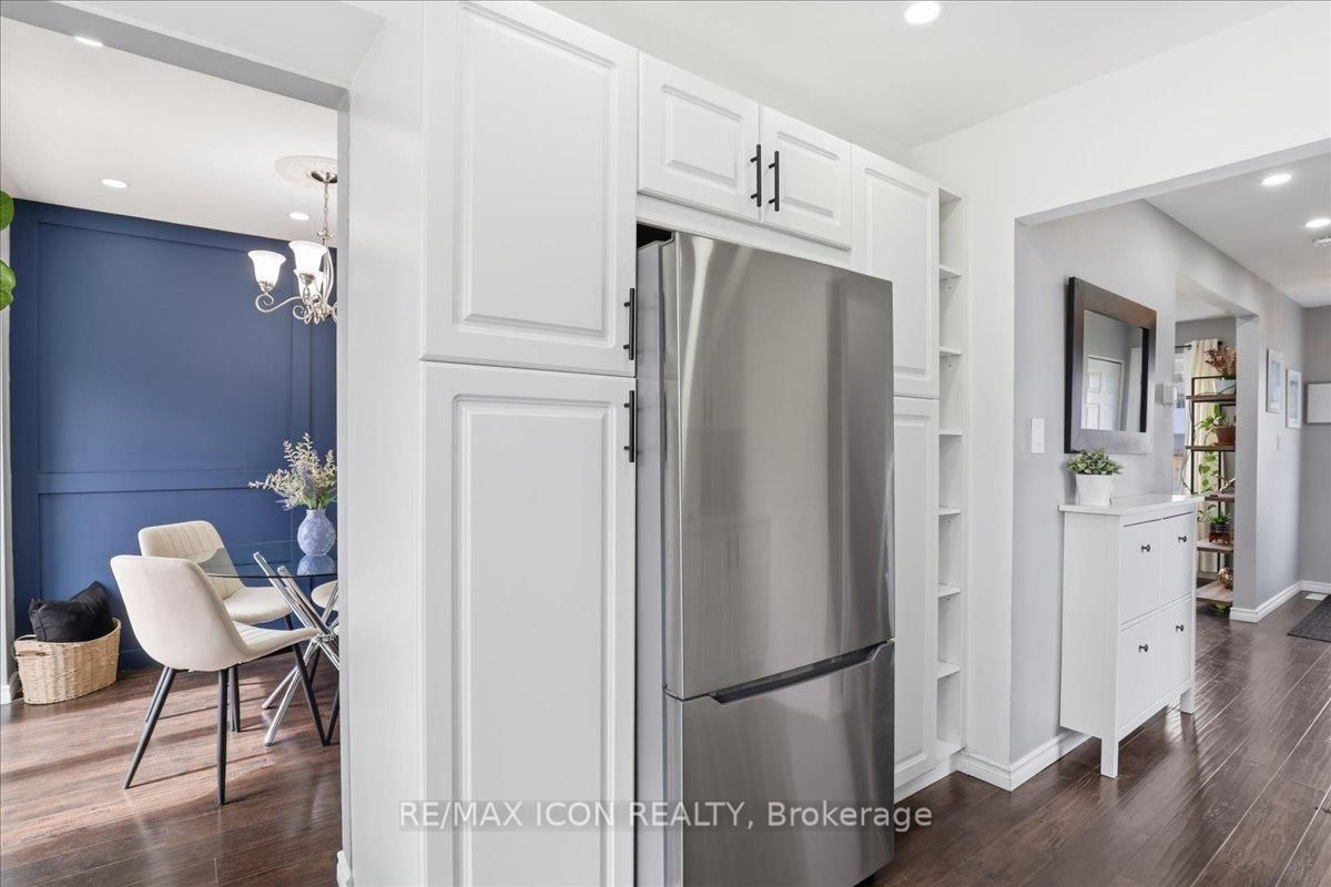 108 Astor Crescent - Photo 12