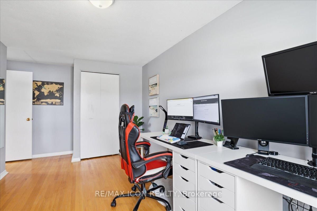 108 Astor Crescent - Photo 15