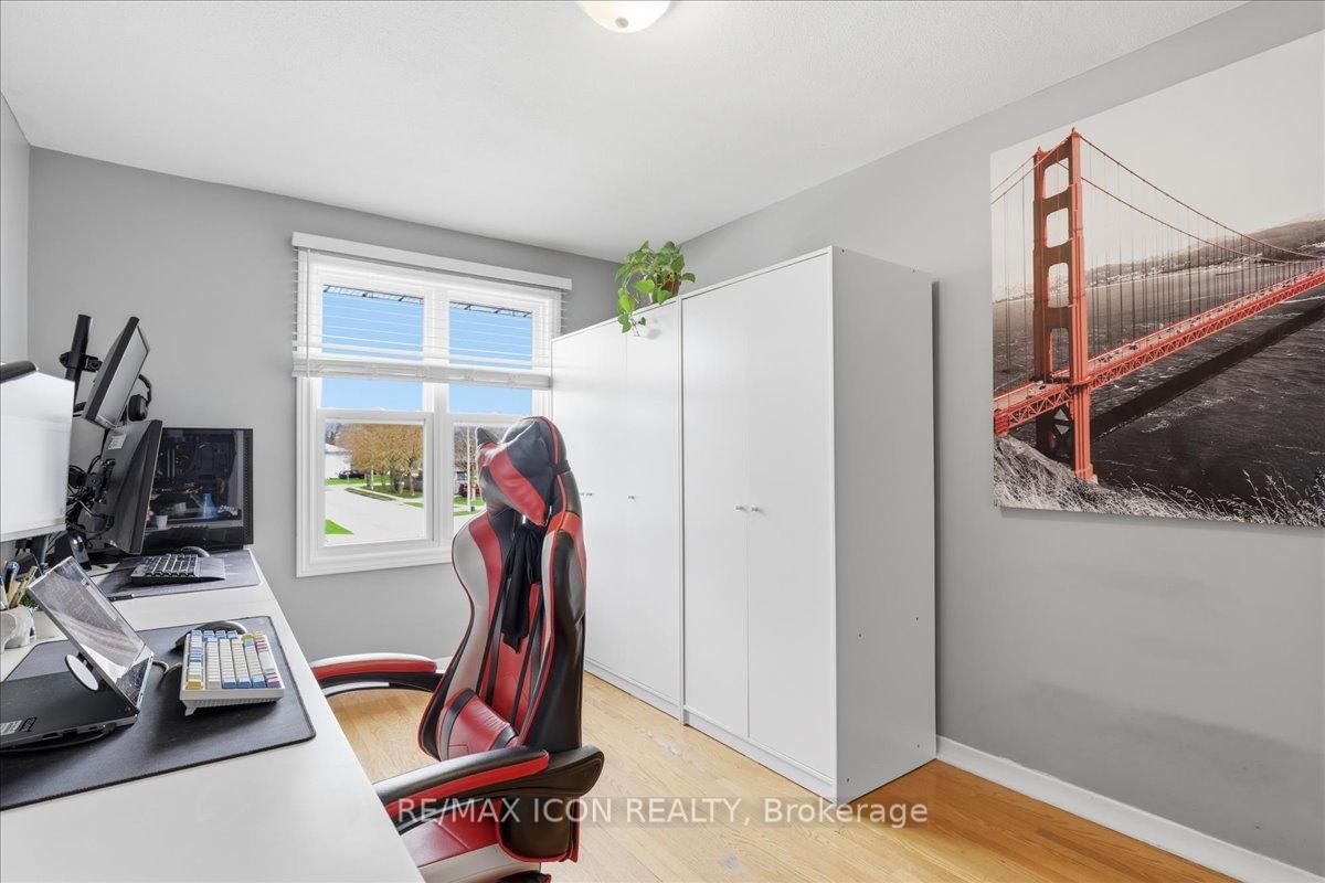 108 Astor Crescent - Photo 16