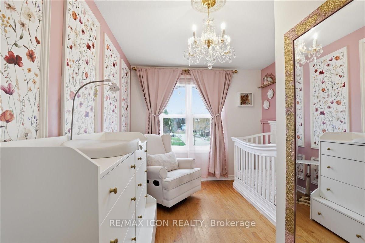 108 Astor Crescent - Photo 17