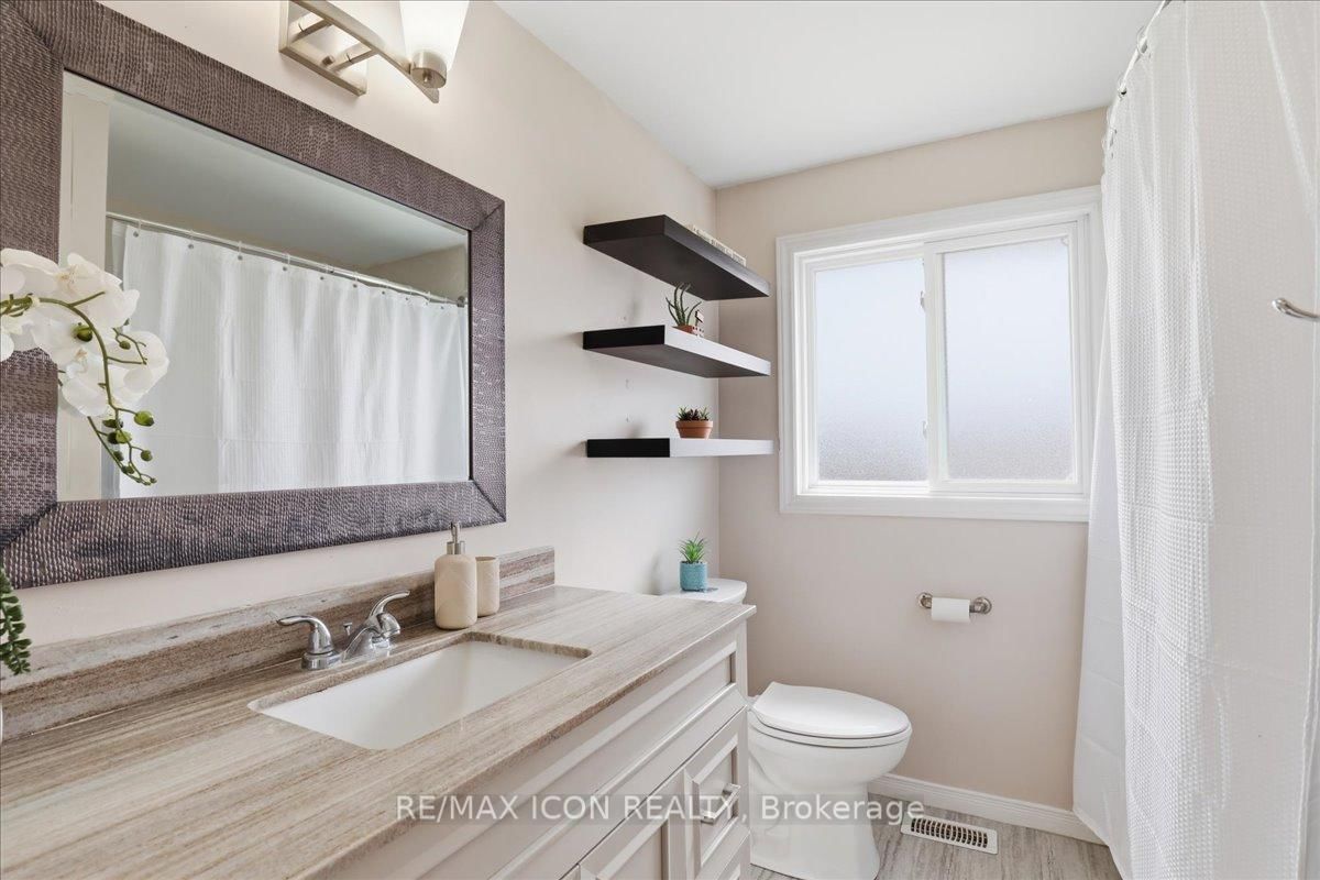 108 Astor Crescent - Photo 19