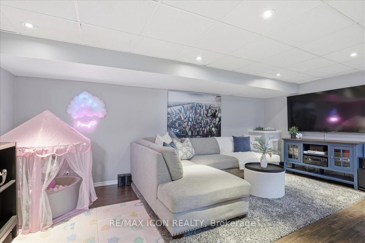 108 Astor Crescent - Photo 26