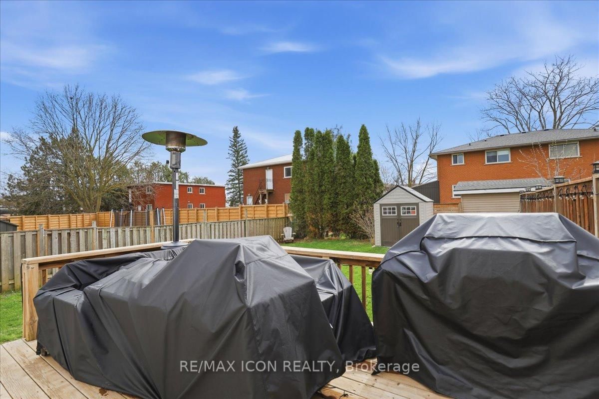 108 Astor Crescent - Photo 30