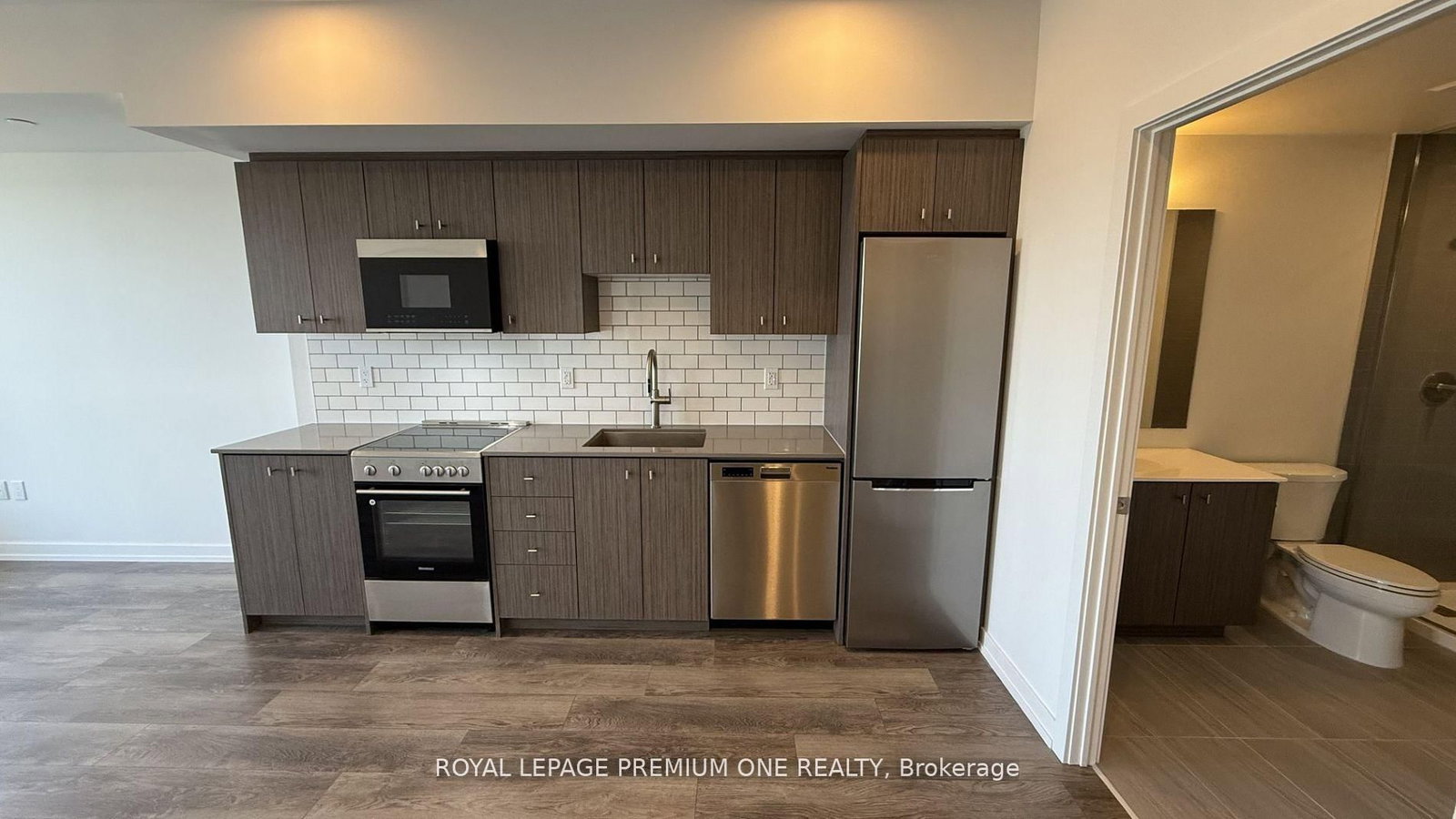 15 Wellington Street S, Unit 2414 - Photo 5