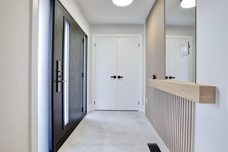 91 Forestgate Dr, Hamilton, L9C 6A4 | Image 3