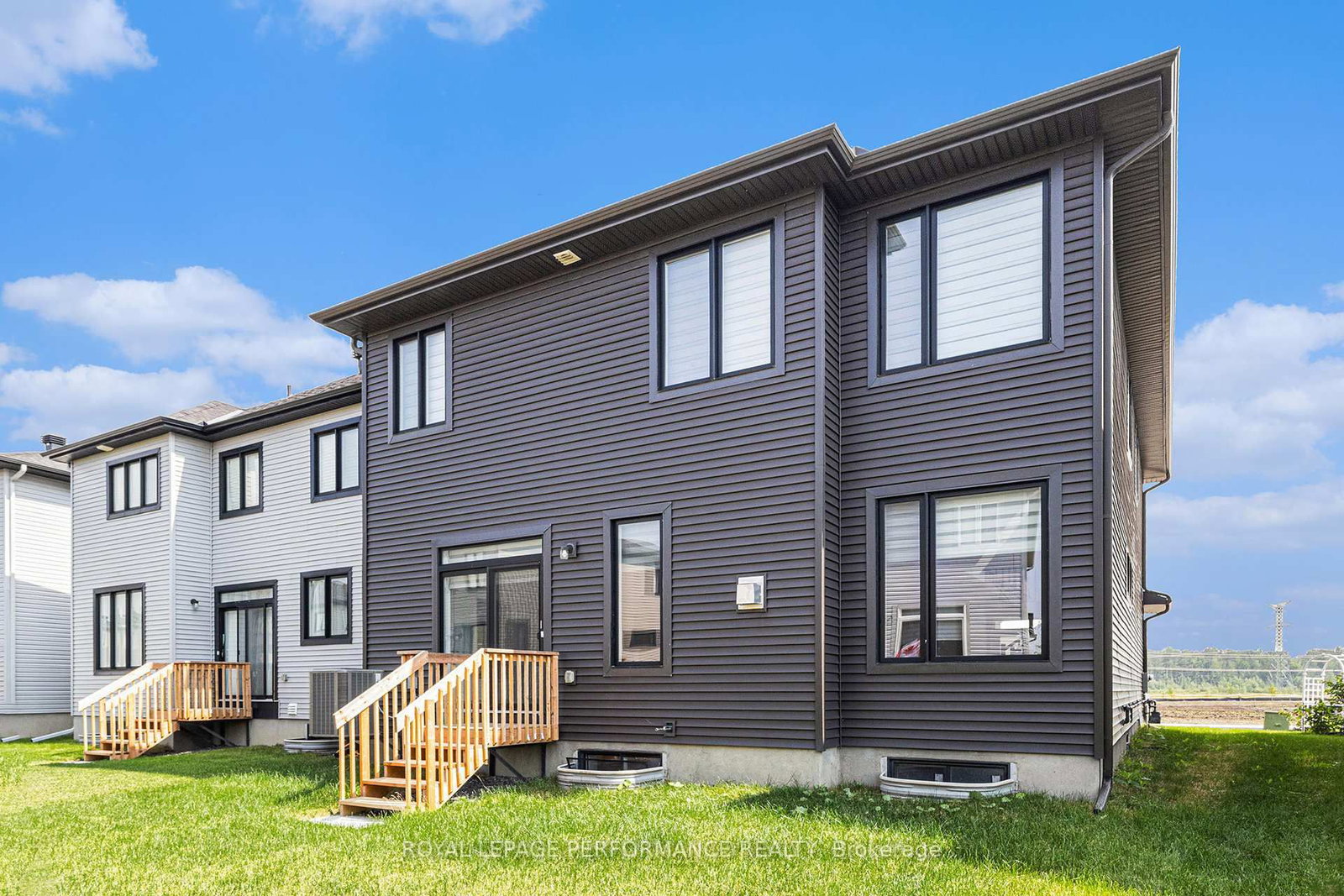 233 Beaugency Street - Photo 33