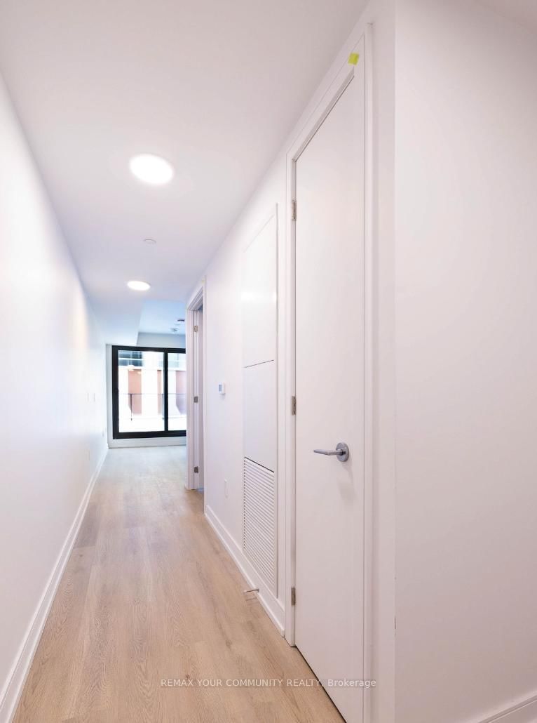 1 Jarvis Street, Unit 324 - Photo 2