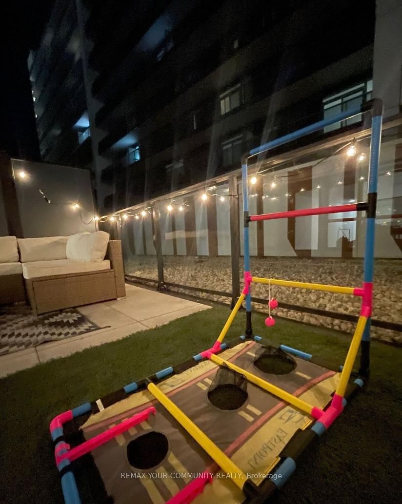 1 Jarvis Street, Unit 324 - Photo 9