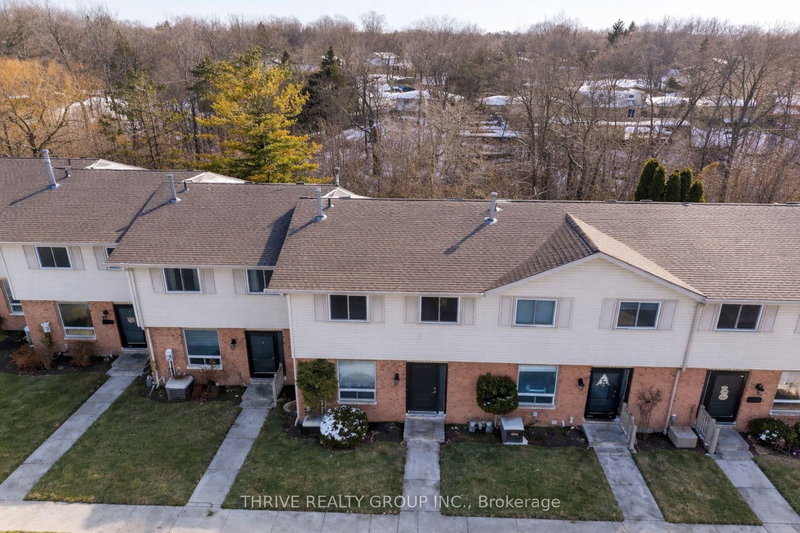 3 - 80 Acorn Crescent