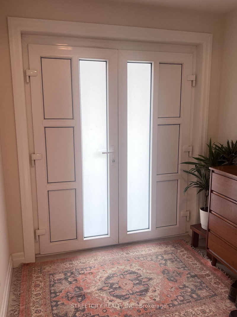 878 Zaifman Circ, London North, N5X 0M9 | Image 3