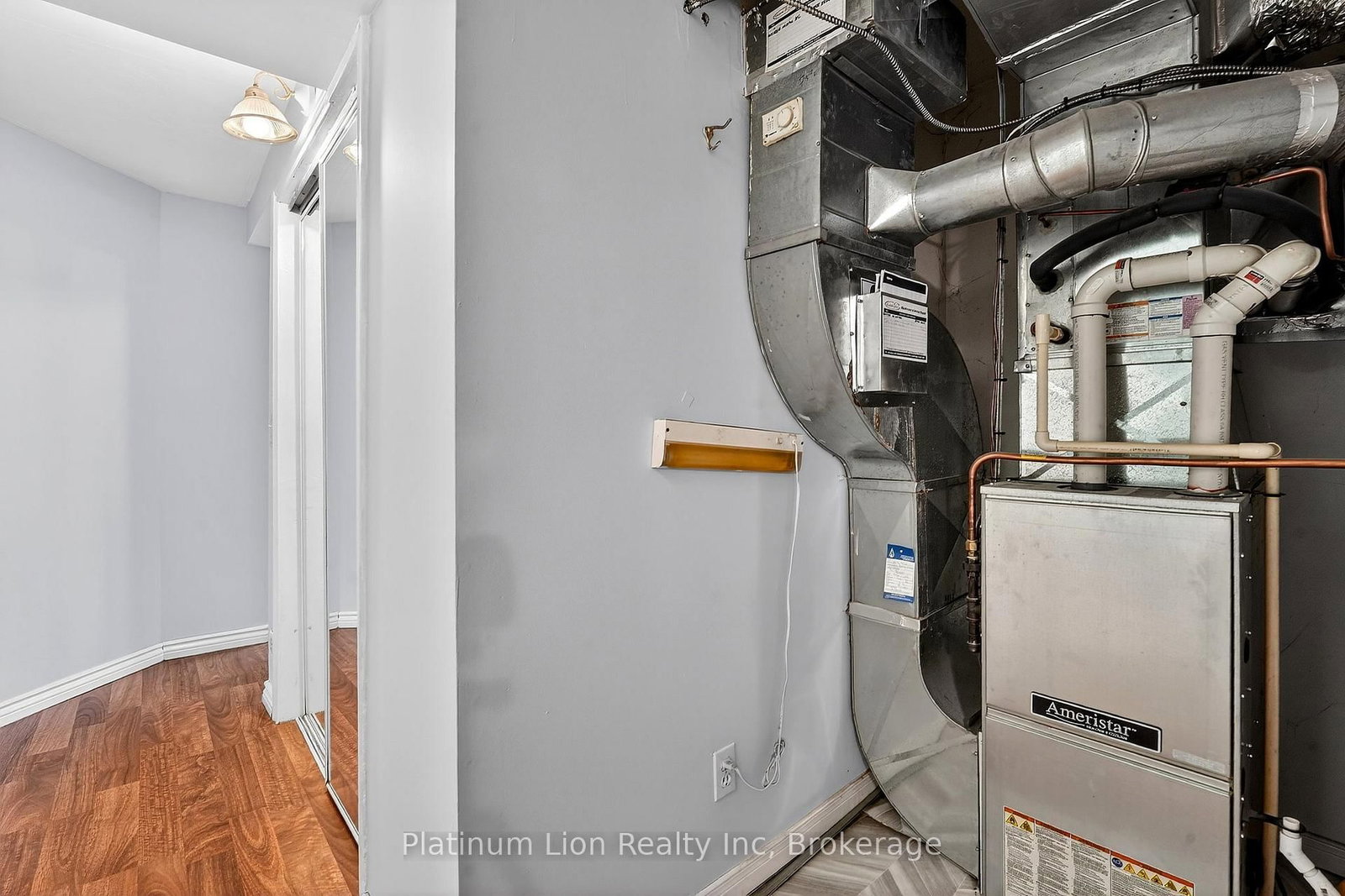 93 Walnut Street - Photo 15