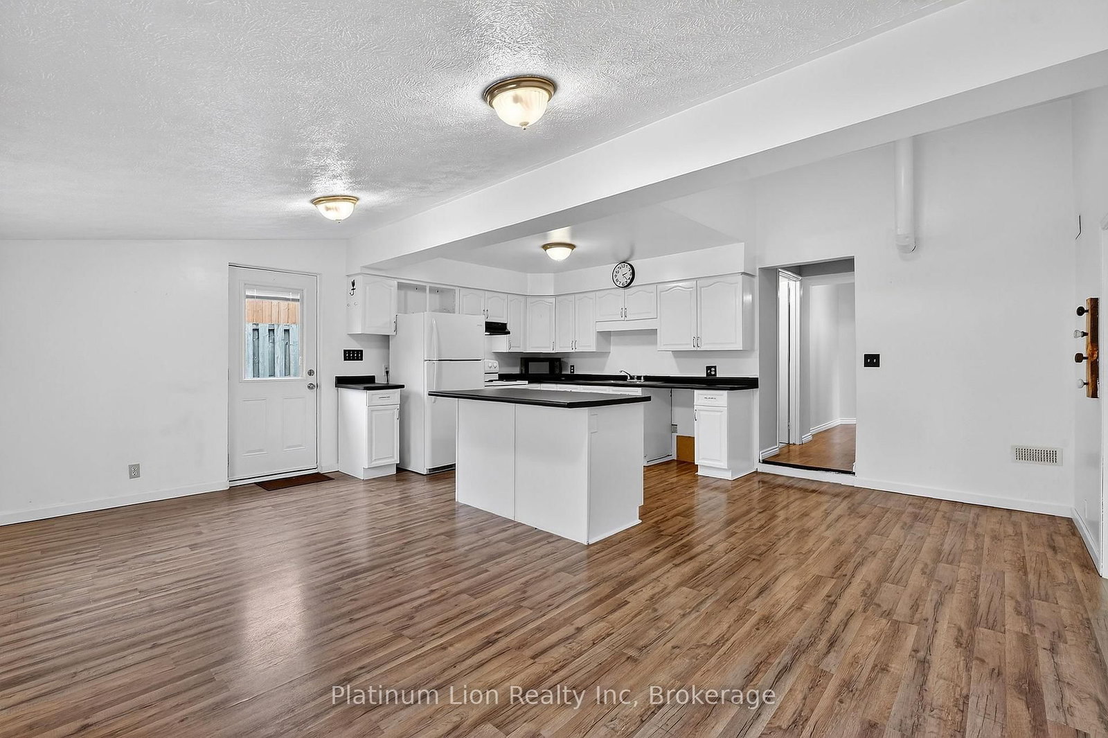 93 Walnut Street - Photo 19