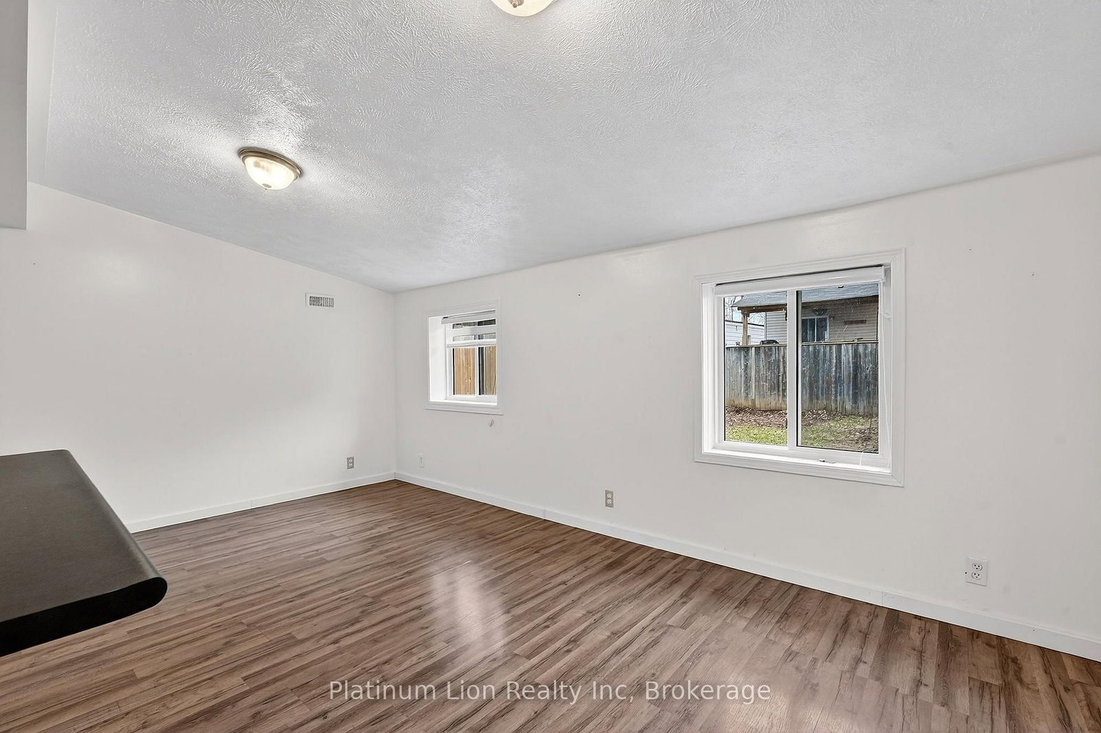 93 Walnut Street - Photo 23