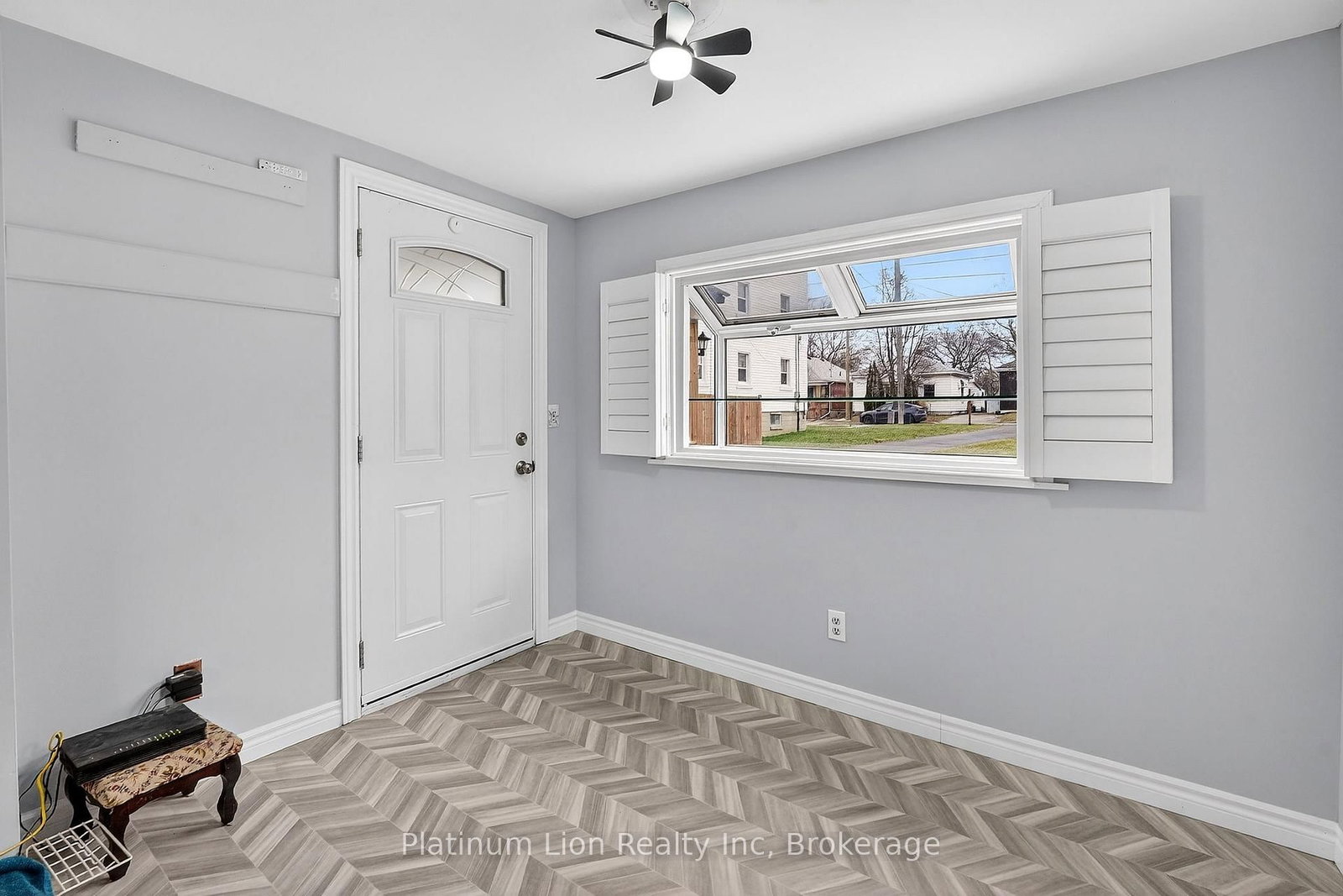 93 Walnut Street - Photo 3