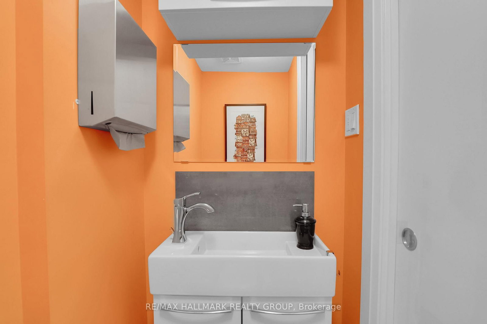 170 Main Street - Photo 17