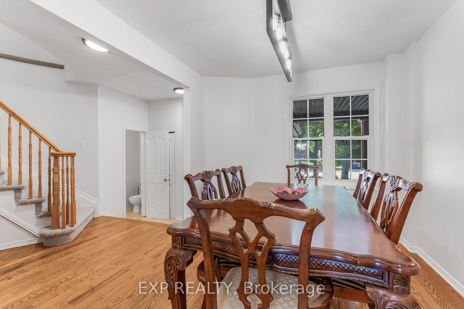 44 TOBERMORY Crescent - Photo 10