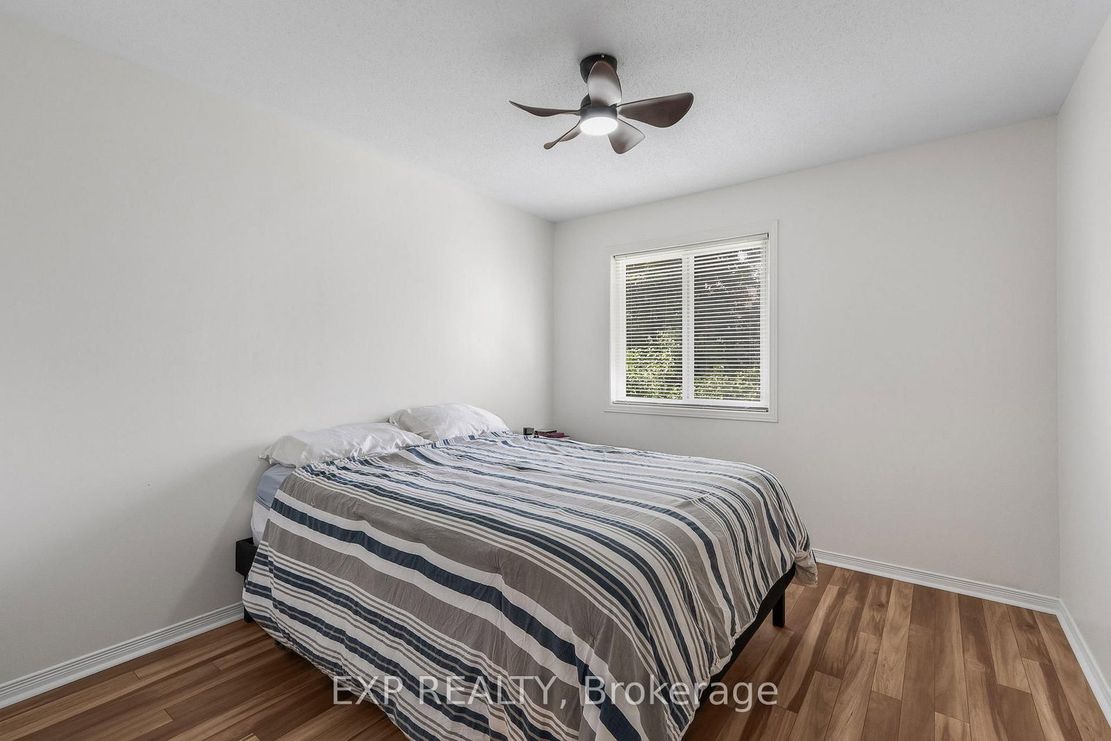 44 TOBERMORY Crescent - Photo 20