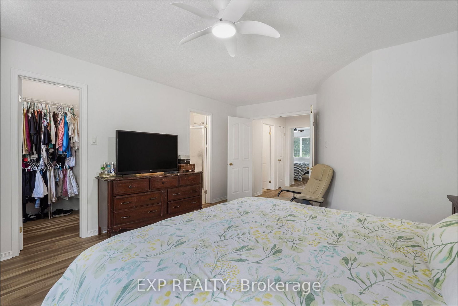 44 TOBERMORY Crescent - Photo 23