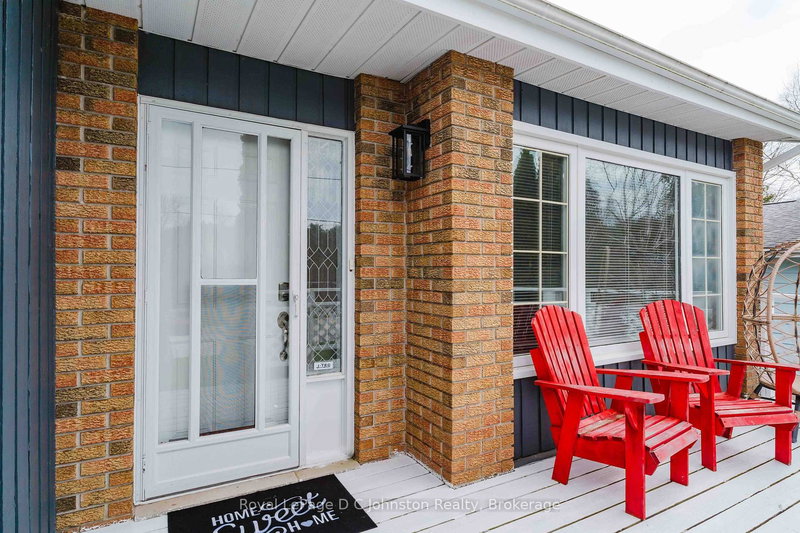 310 Albert St S, Saugeen Shores, N0H 2L0 | Image 2