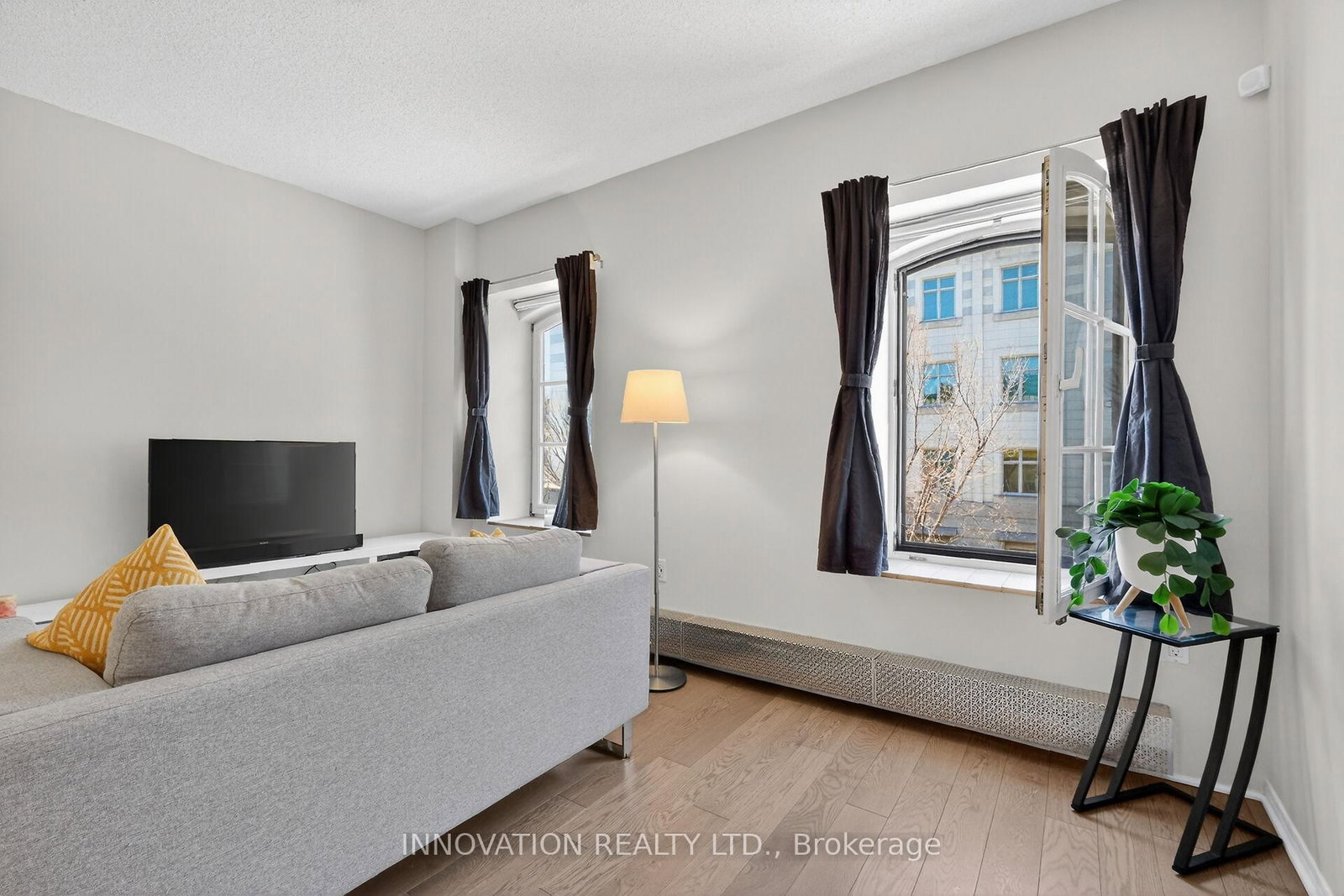 10 Clarence Street • #4 • Ottawa, ON photo 13