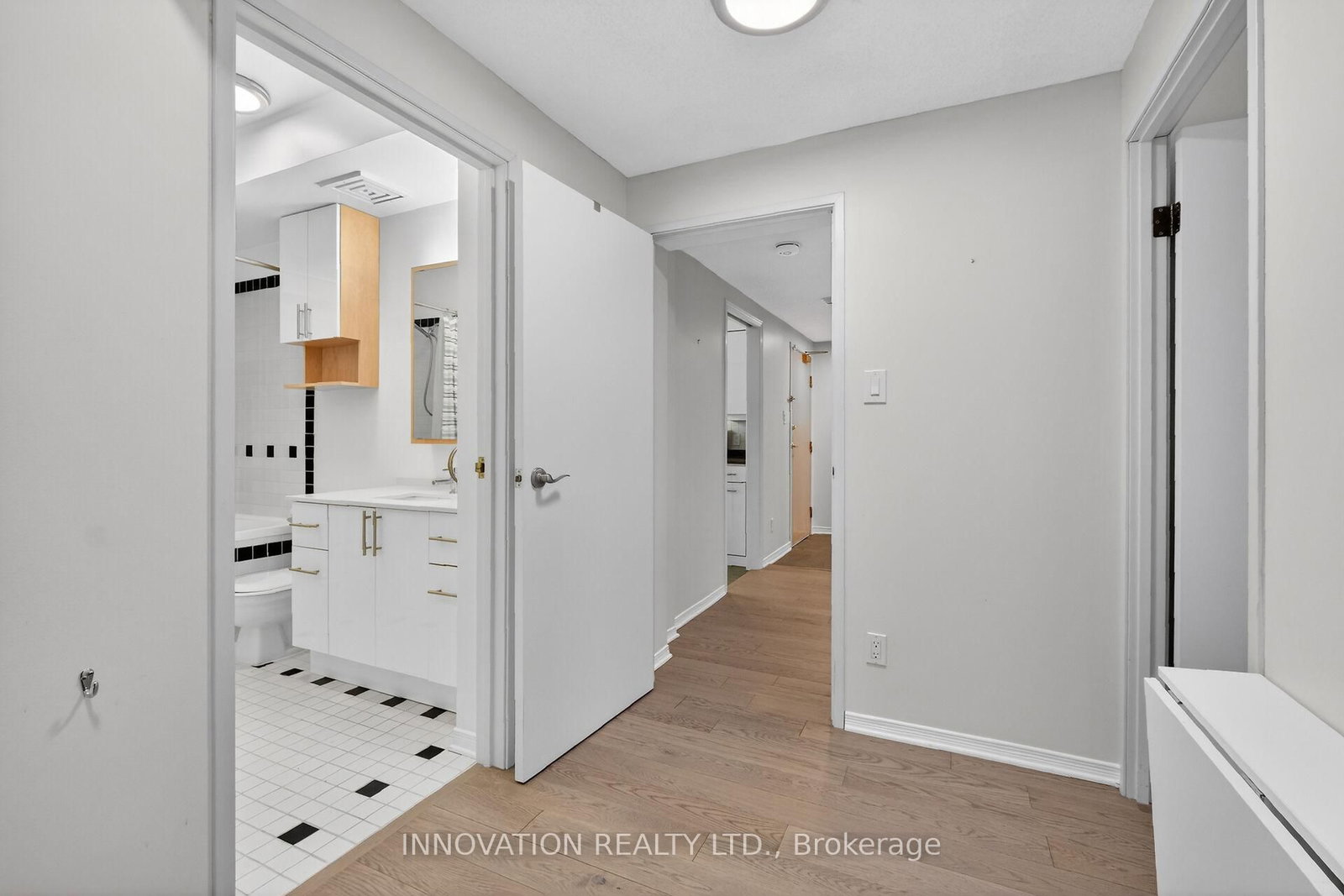 10 Clarence Street • #4 • Ottawa, ON photo 25