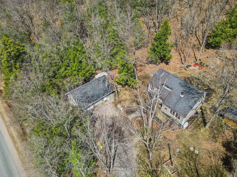 1037 Foreman Rd, Muskoka Lakes, P0B 1J0 | Image 2