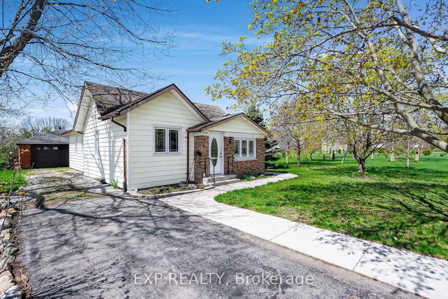 229 Erie St. Street S