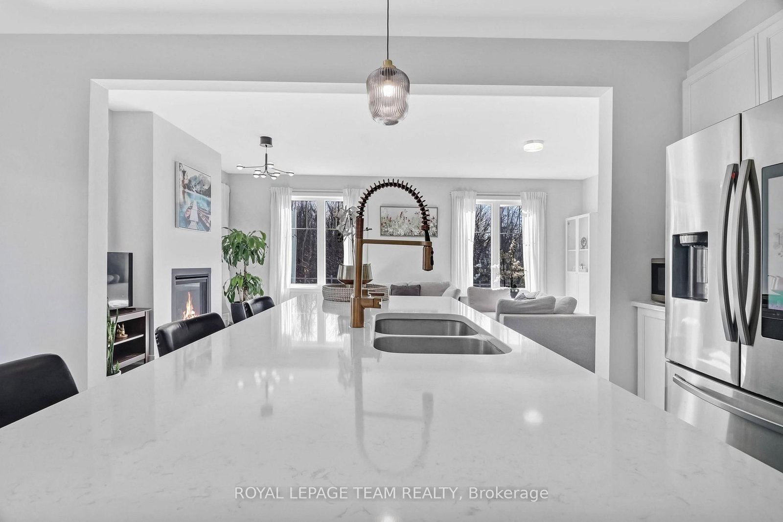 647 Cygnus Street - Photo 11