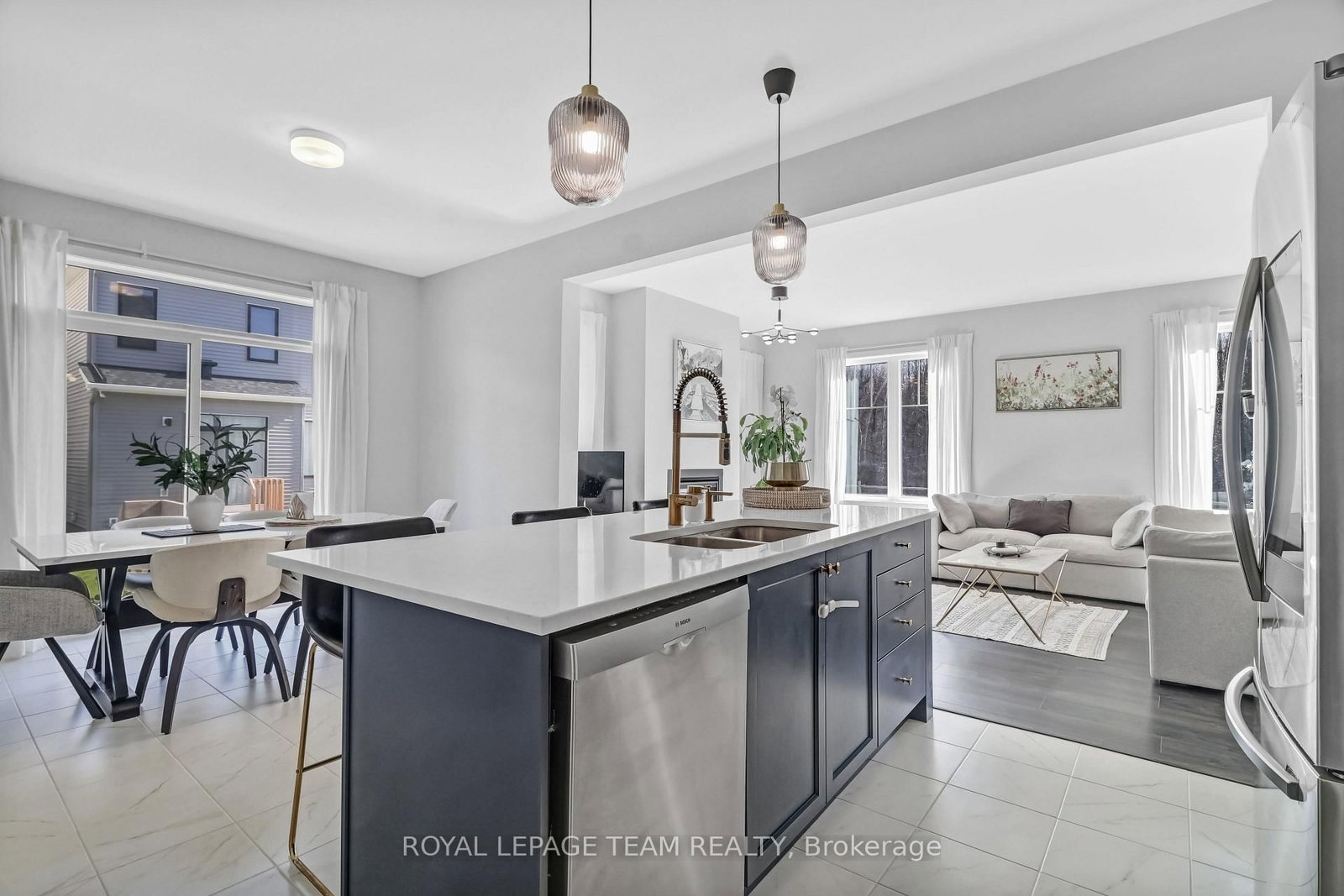 647 Cygnus Street - Photo 13