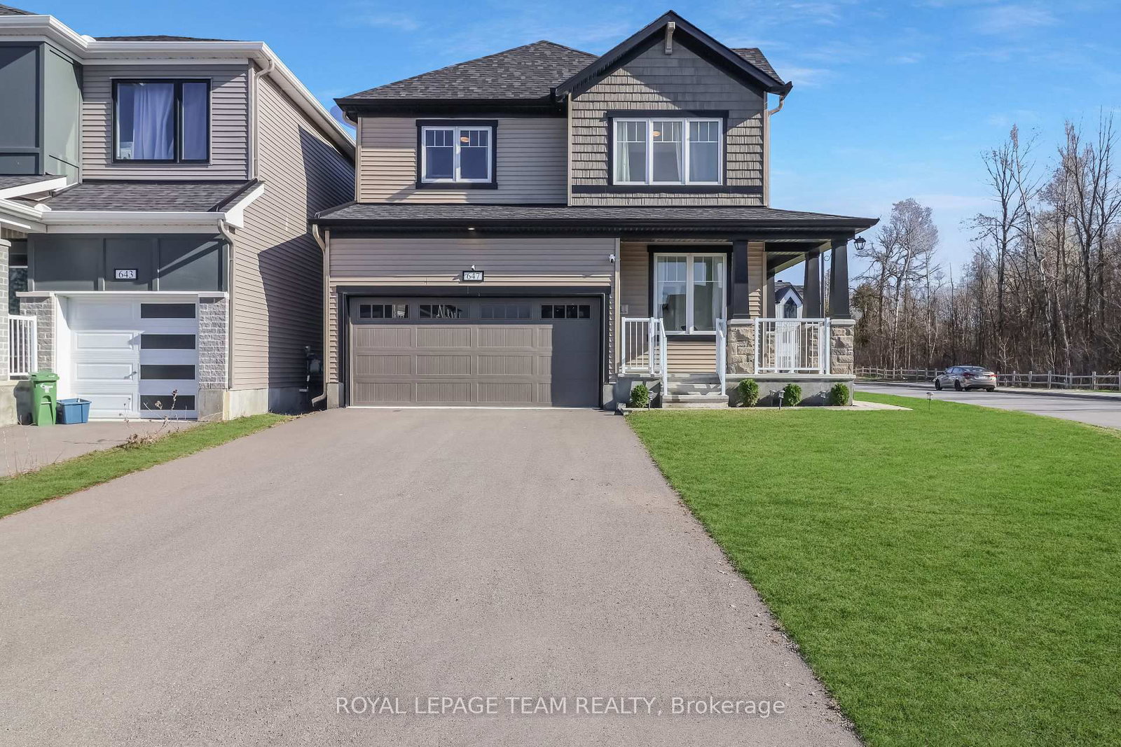 647 Cygnus Street - Photo 2