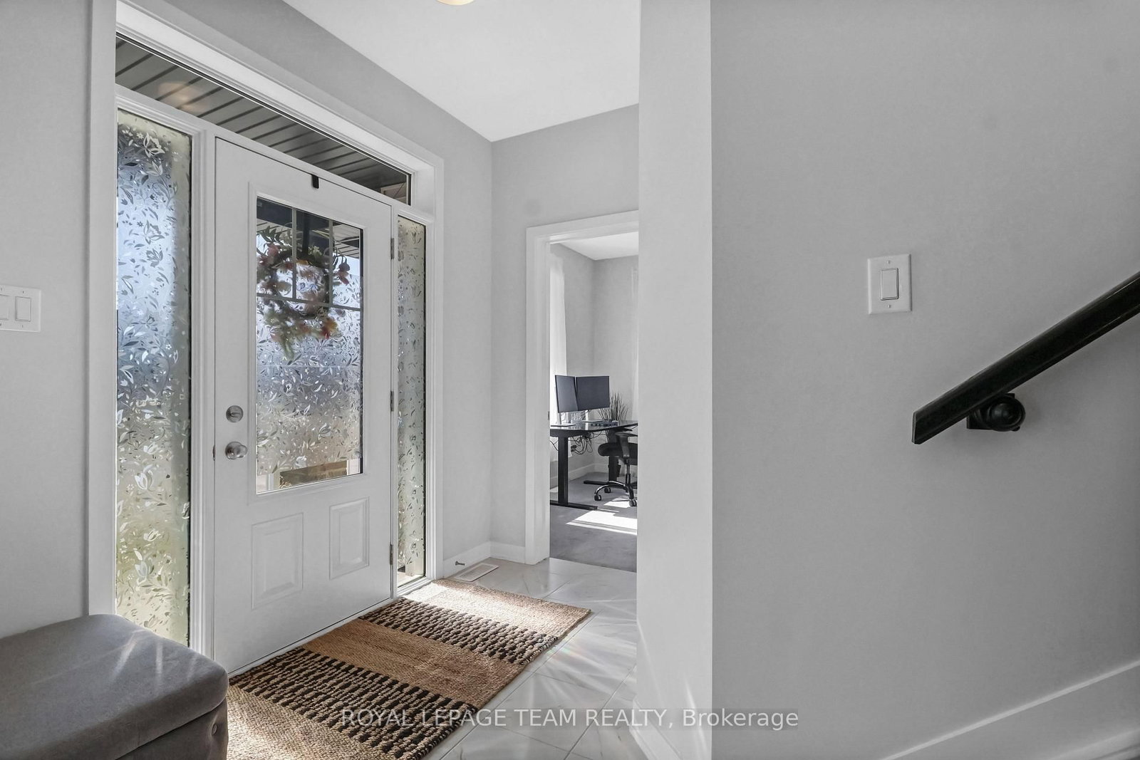 647 Cygnus Street - Photo 3