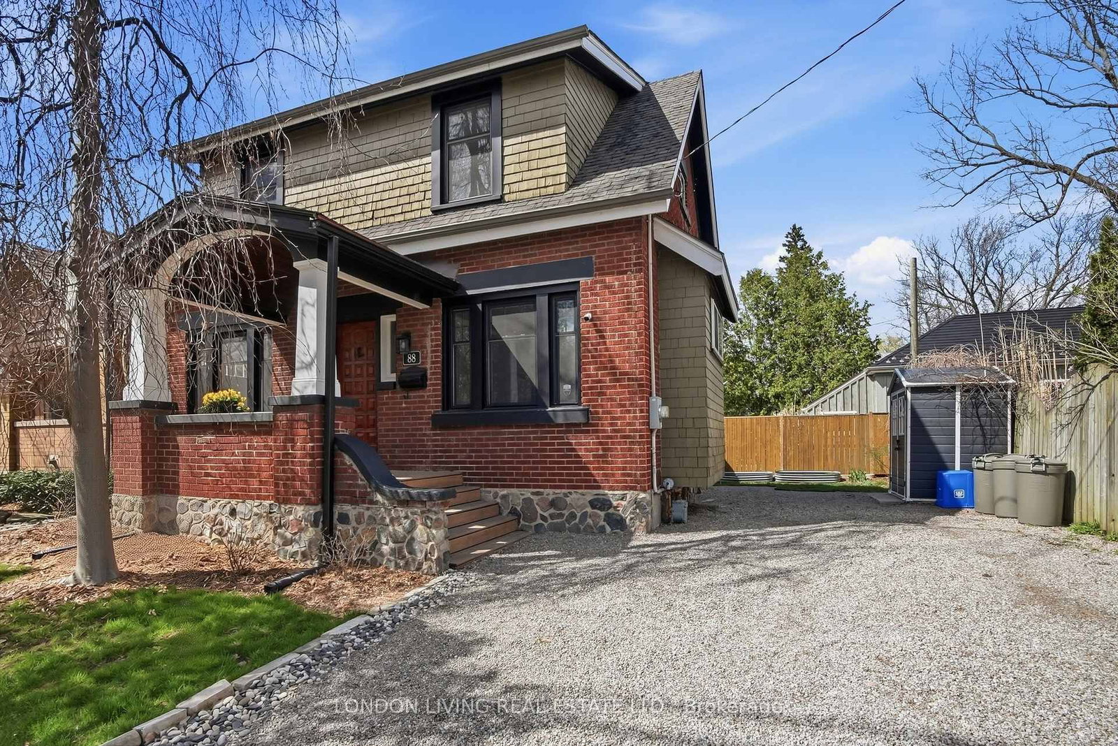 Detached House for sale at 88 Tecumseh Avenue, London South, Ontario, N6C 1R9 - South F - MLS: X13024842