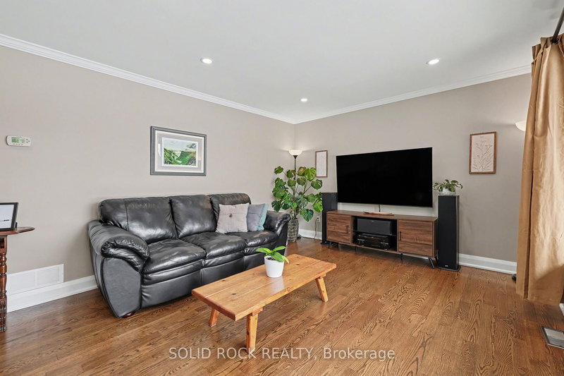 113 Goodwood Cres, Carleton Place, K7C 3P2 | Image 3