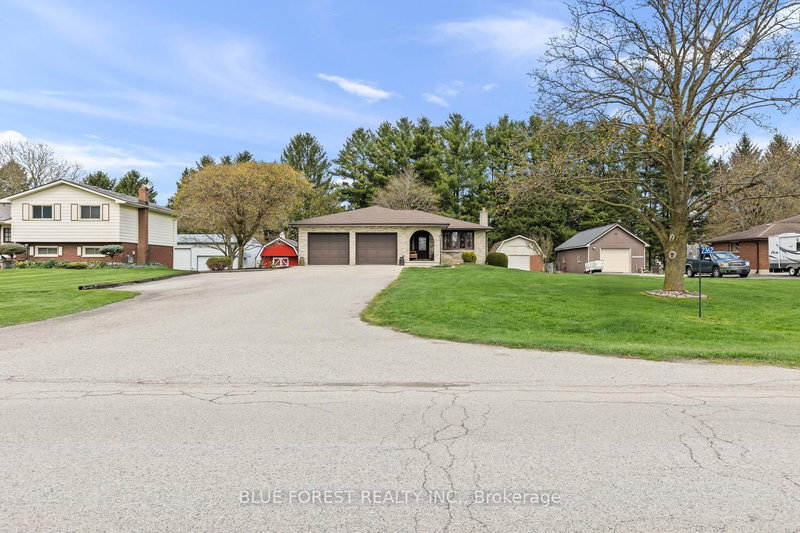 2362 Slo Pitch Rd, Thames Centre, N0L 2B0 | Image 3