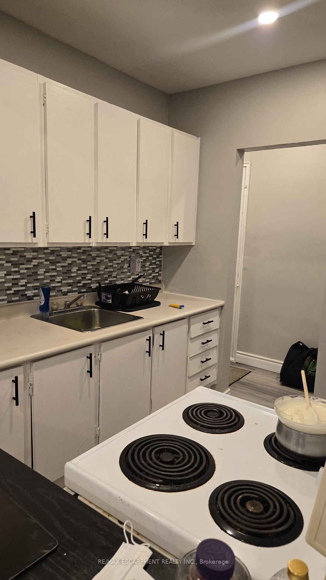 37 Mericourt Road, Unit 303 - Photo 6