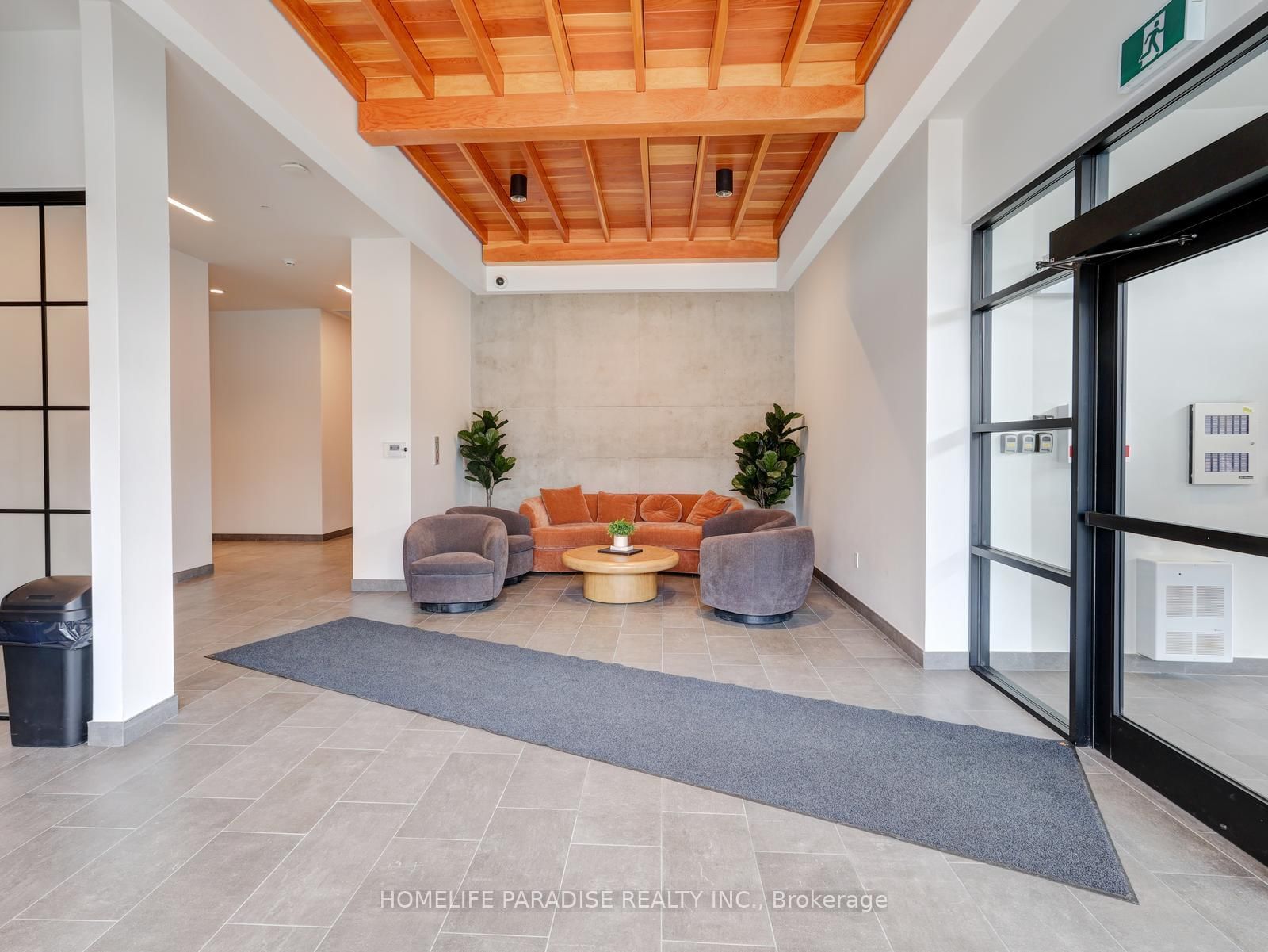 312 Erb Street W, Unit 416 - Photo 4