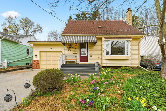 7 Central Park Avenue