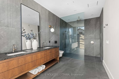 246 Byron Avenue • Ottawa, ON photo 8