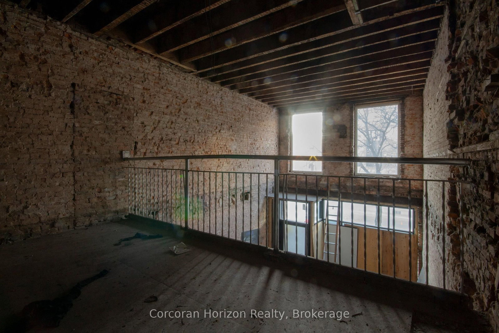 79 King Street E, Unit Main - Photo 13