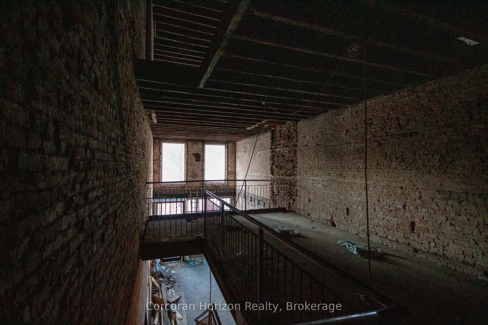 79 King Street E, Unit Main - Photo 16