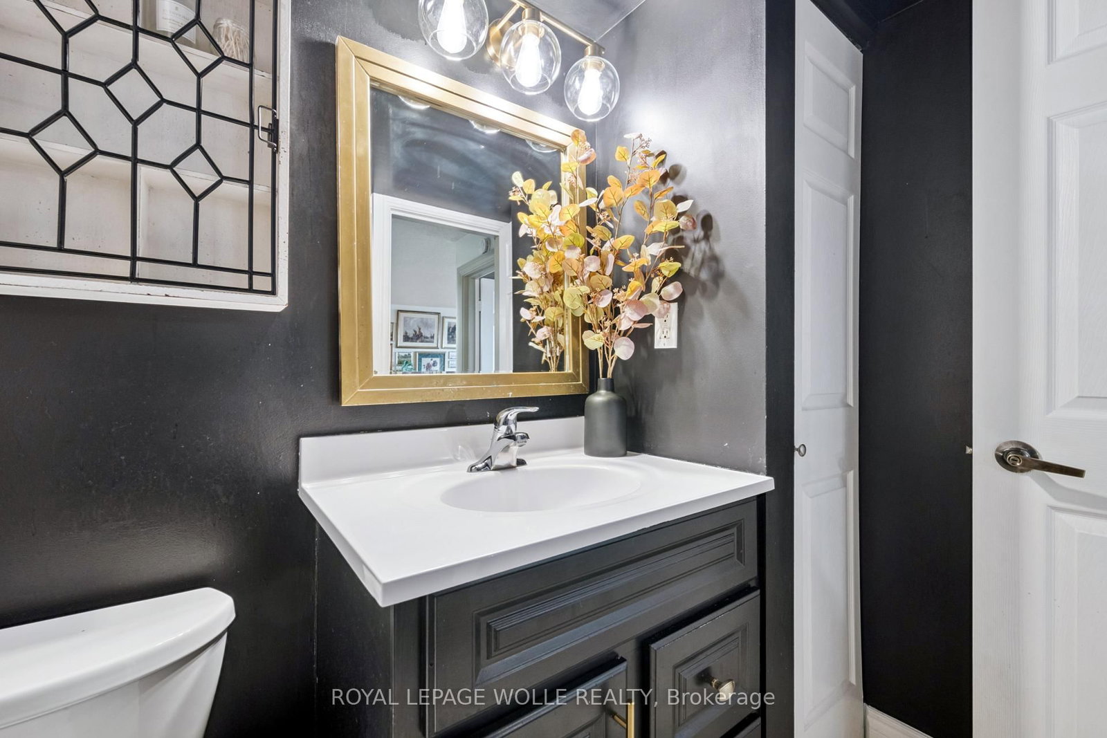 64 Benton Street, Unit 1406 - Photo 19